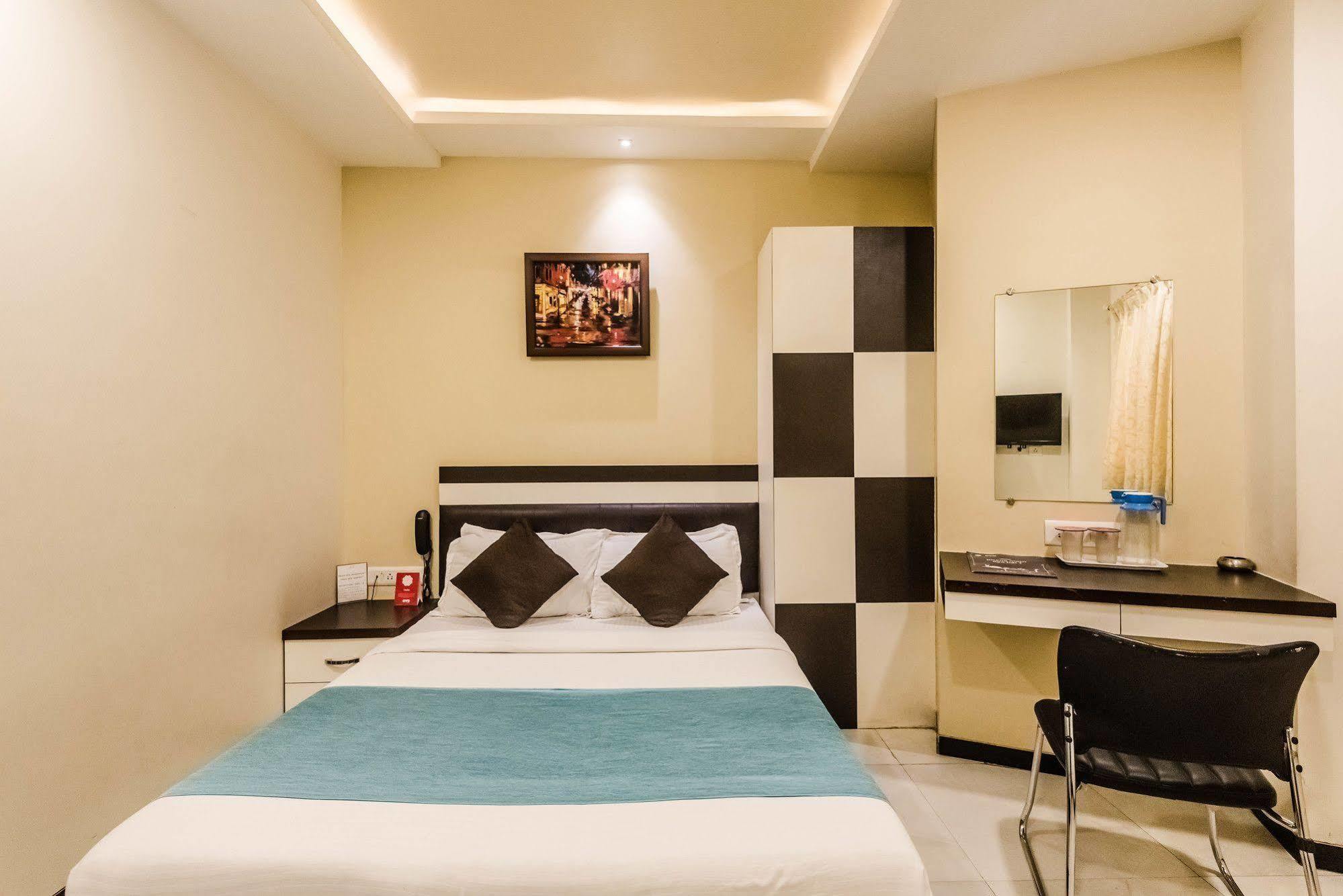 Hotel O Blue Pearl Residency Near Chhatrapati Shivaji International Airport Мумбаи Экстерьер фото