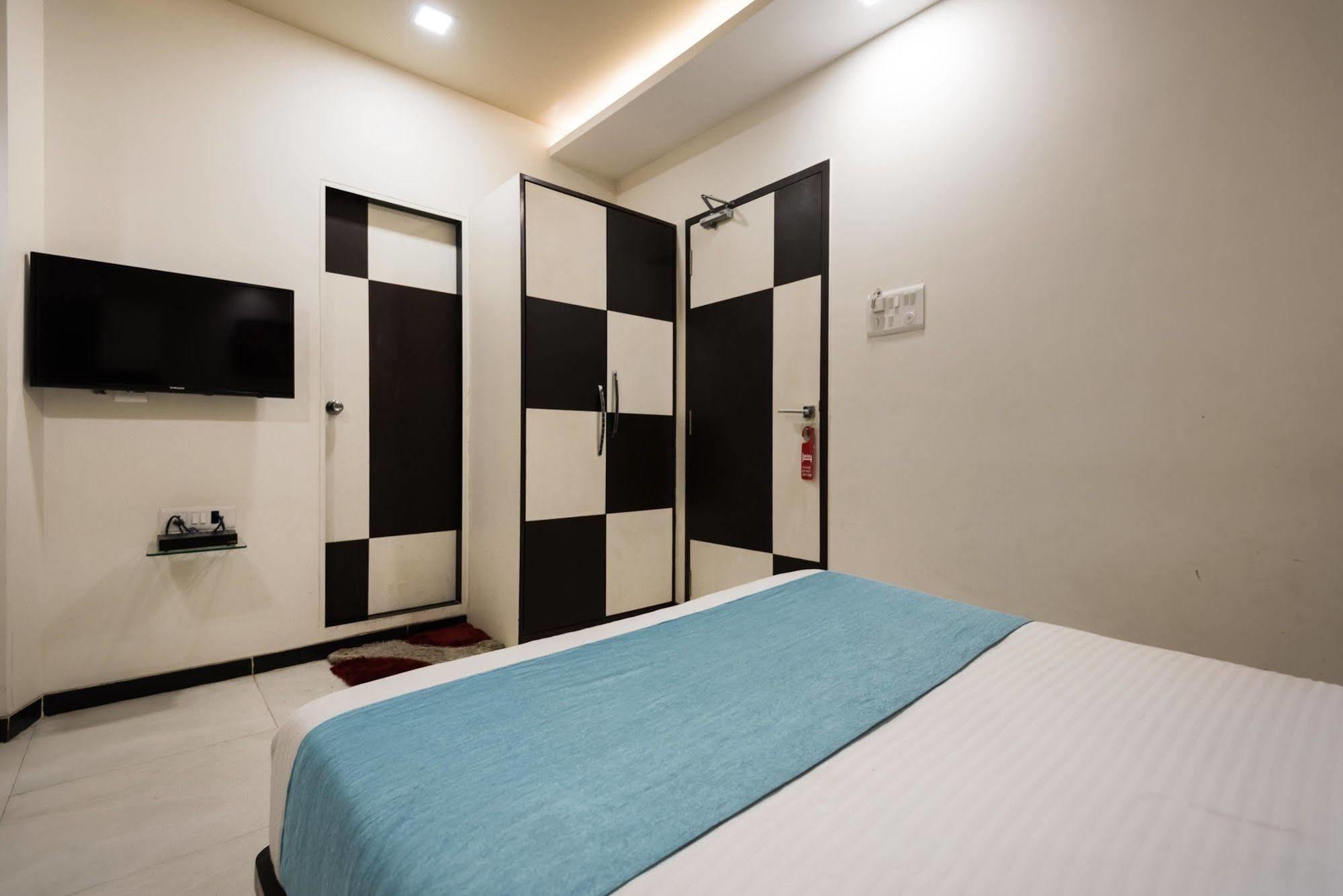 Hotel O Blue Pearl Residency Near Chhatrapati Shivaji International Airport Мумбаи Экстерьер фото